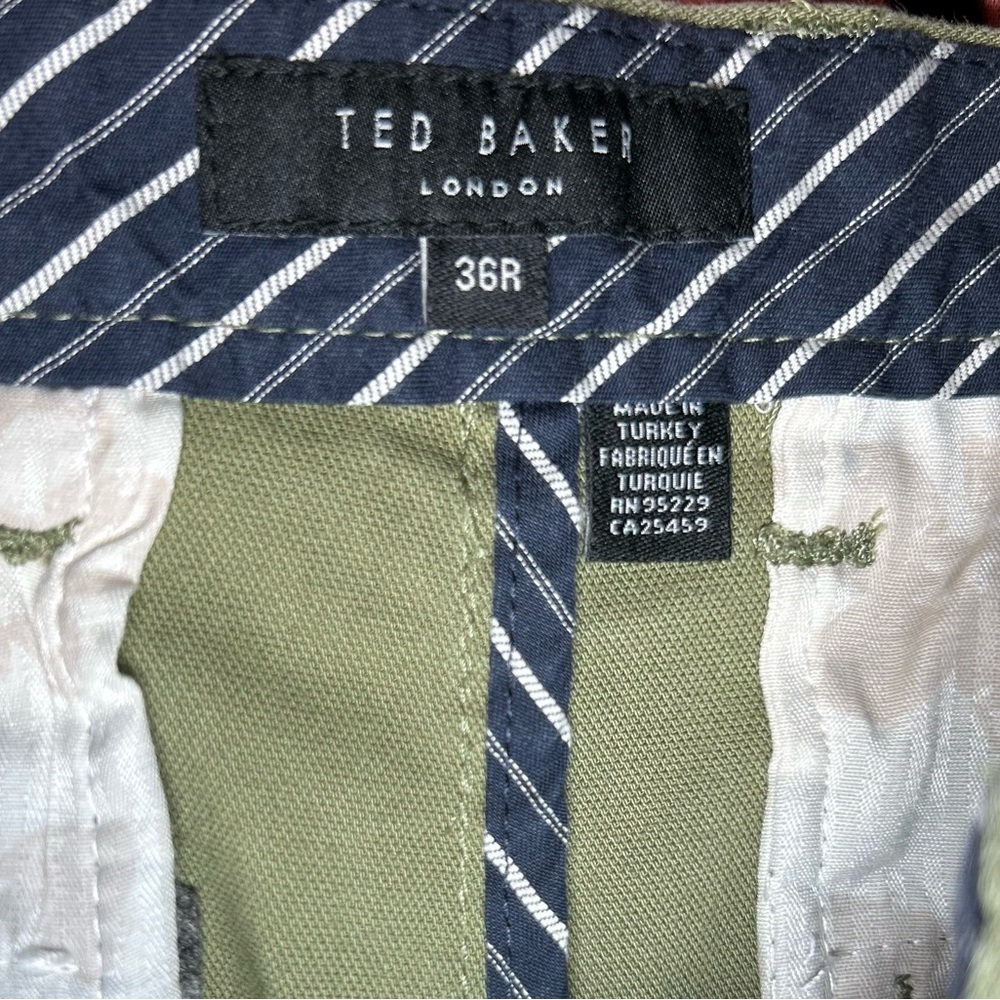 Ted Baker London Men's Khaki Green Flat Front Chino Shorts 36R - Picture 3 of 6